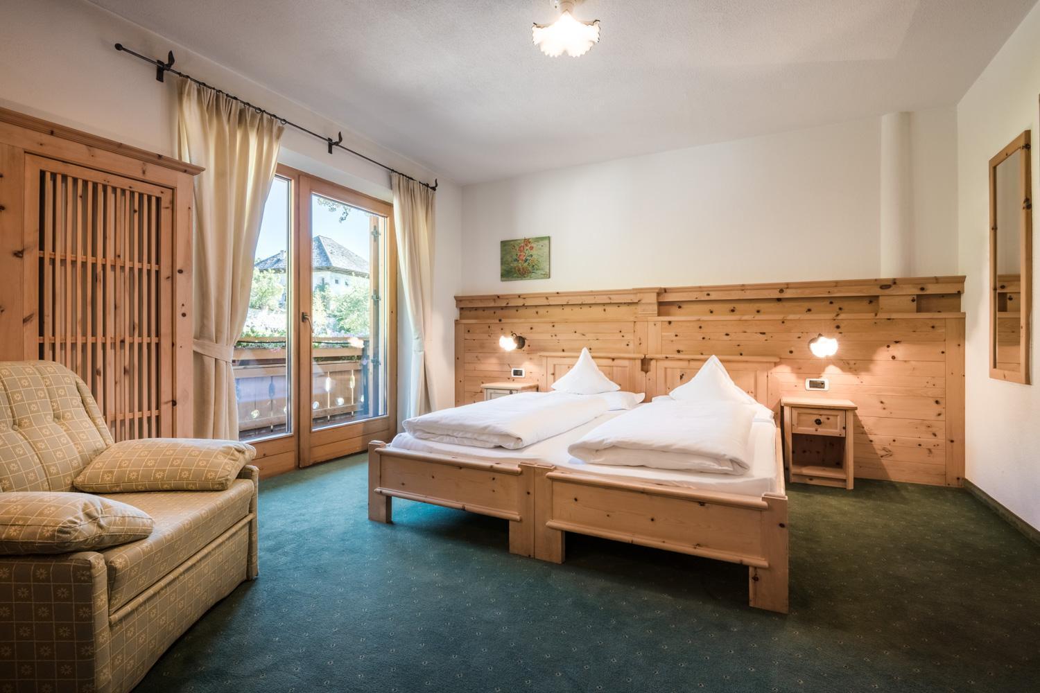 Hotel Mareo Dolomites San Vigilio Di Marebbe Bagian luar foto